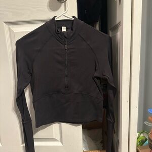 Lululemon cropped pullover size 2